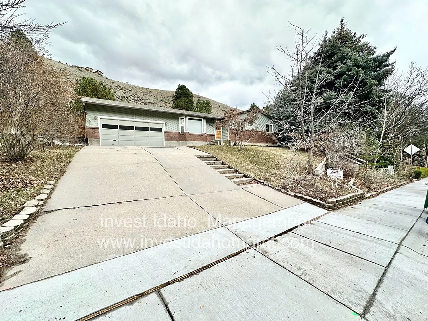 Enjoy the foothill views from your backyard! — Photo 2