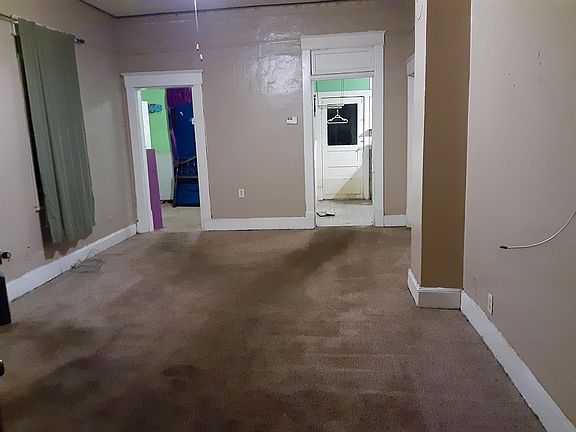 4th image of 1519 Vigo St