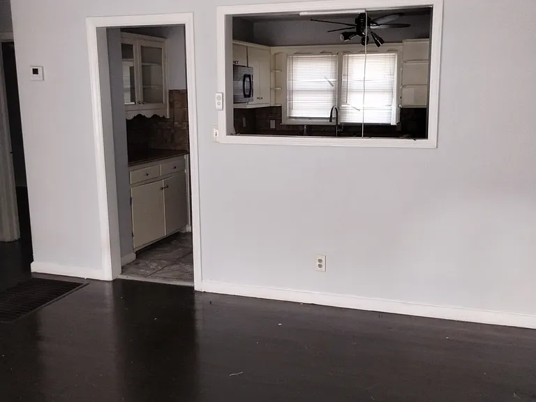 1405 Elizabeth Ln #A — Photo 9