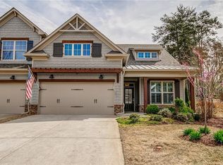 100 Woodsdale Dr, Canton, GA 30114