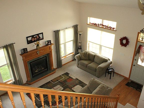 Vaulted Ceiling in LR