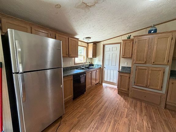 5th image of 51 Palmer Road
