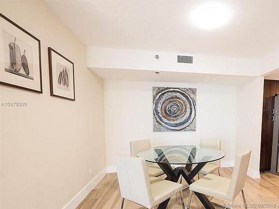 4th image of 1717 N Bayshore Dr #A-2057