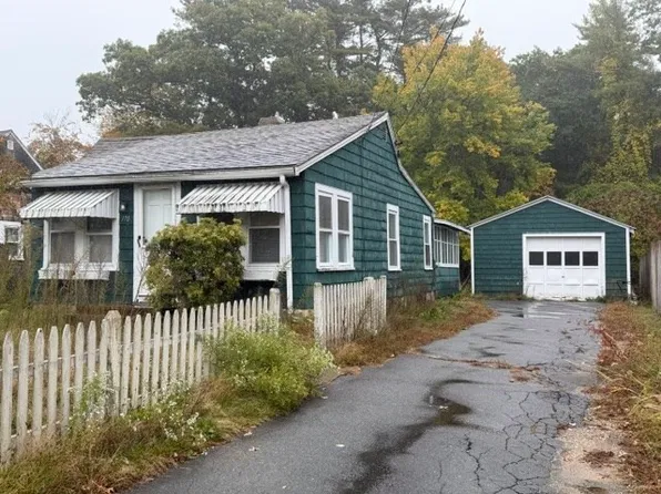 170 Wareham Rd, Marion, MA 02738