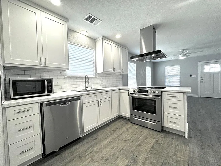 4604 Duval St #A — Photo 1