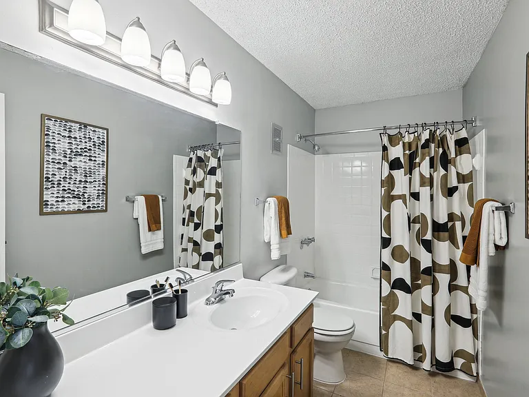 The 1201 Apartments — Photo 18