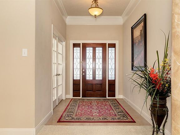 4th image of 103 W Timberlane Dr