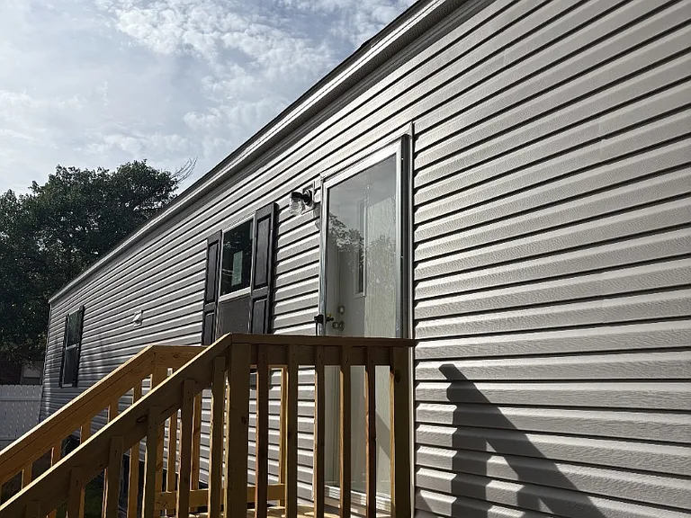 149 Fredrick St S — Photo 4