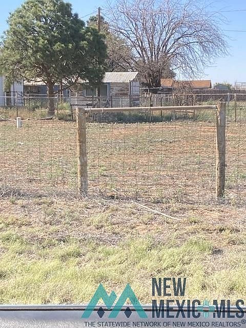 1st image of 400 W Chance Dr