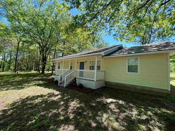 1325 Ada Ln, Little Rock, AR 72206
