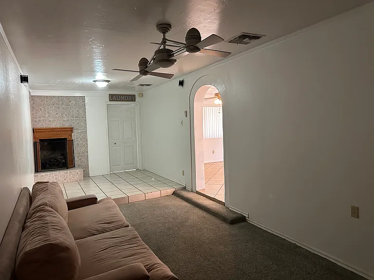 3209 S Capri Cir — Photo 13