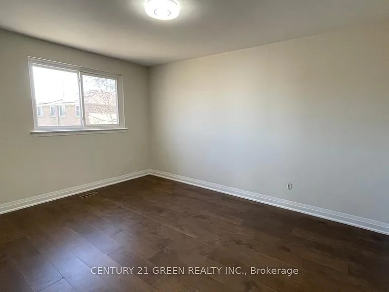 1257 Tredmore Dr #UPPER — Photo 16