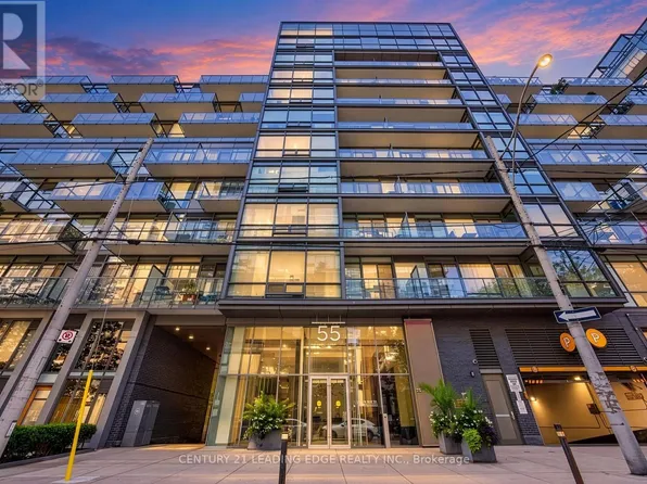 55 Stewart St #Penthouse 1001, Toronto, ON M5V 2V1