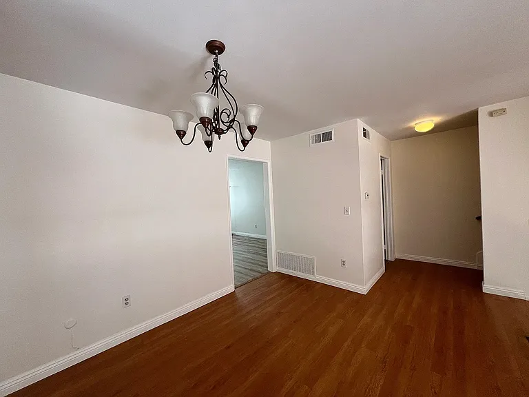 598 W Huntington Dr #K — Photo 29