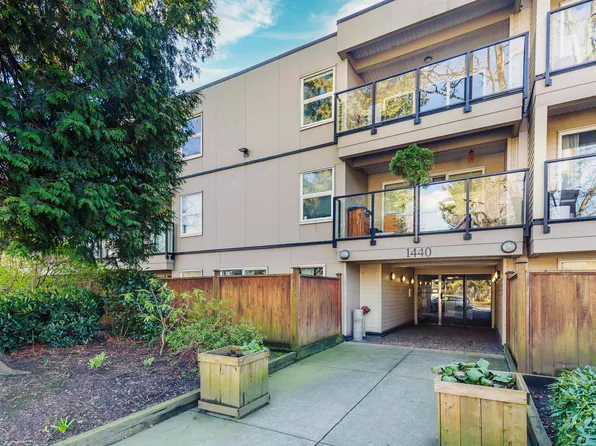 1440 E Broadway St #115, Vancouver, BC V5N 5P2