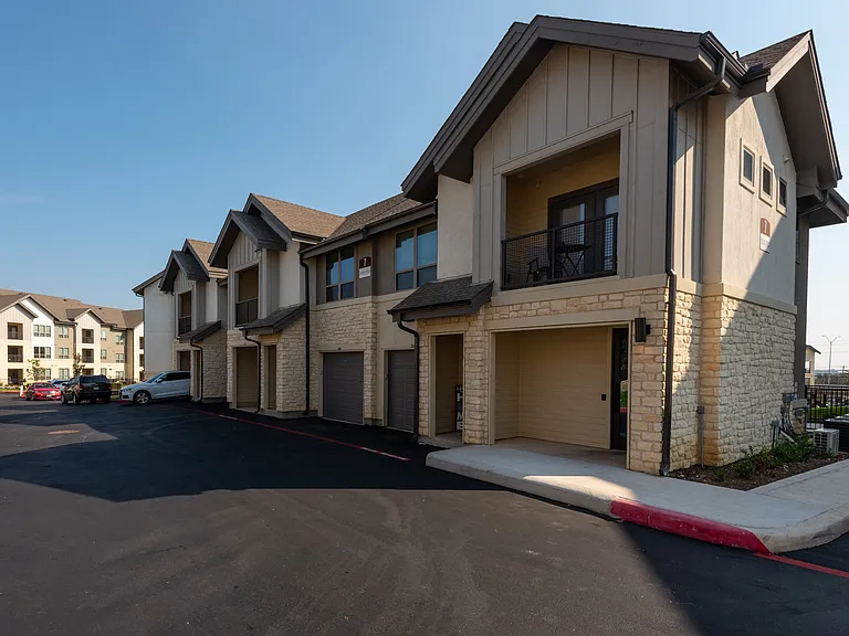 Ironridge at Hill Country Village — Photo 90