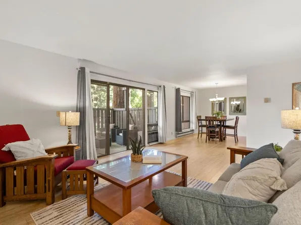 29 Pearce Mitchell Pl, Stanford, CA 94305