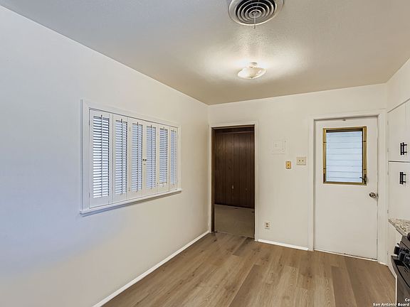 5th image of 1511 arroya vista