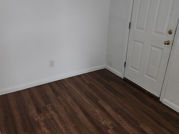 3rd image of 515 N Congress St APT 2