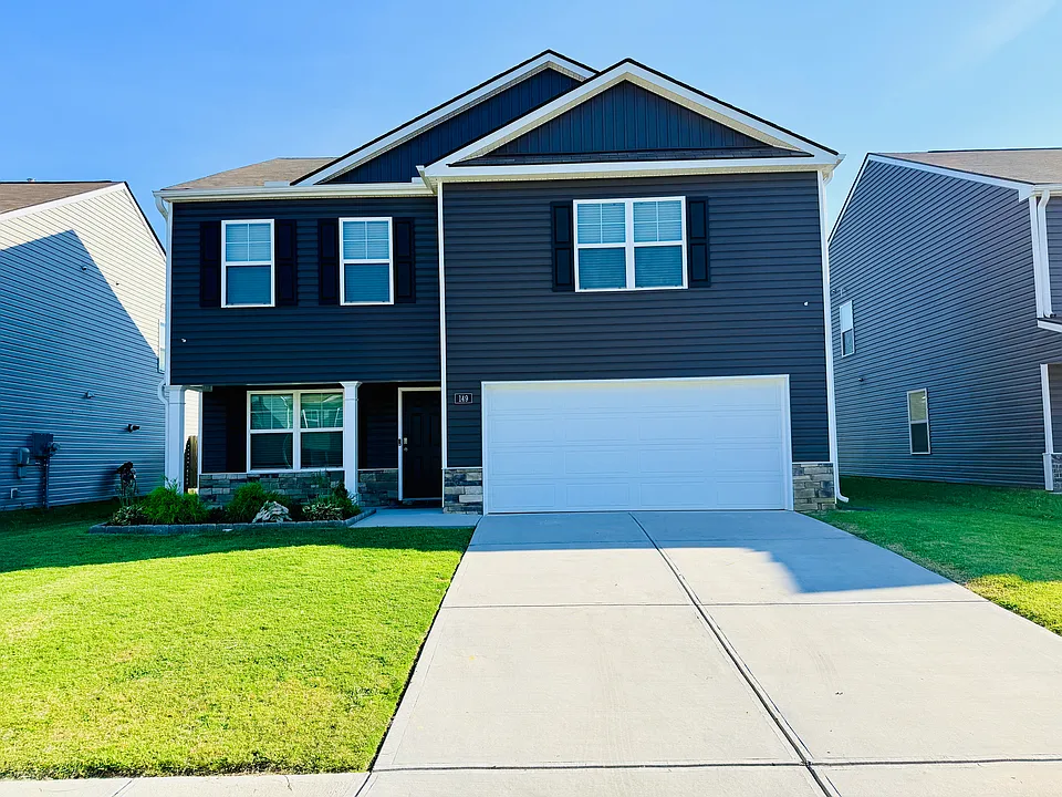 149 Quarter St