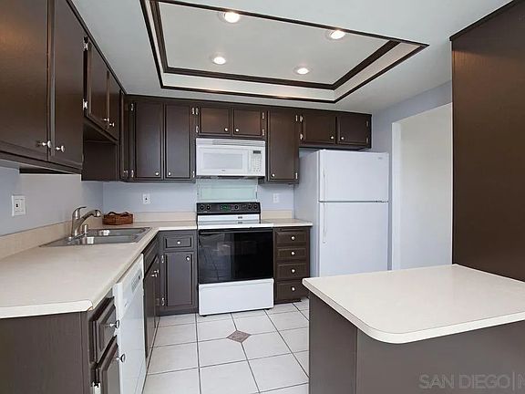 4th image of 3565 Guava Way