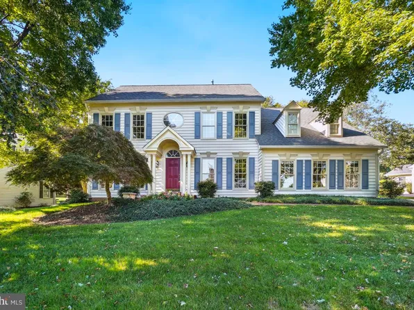 12916 Buckeye Dr, Gaithersburg, MD 20878