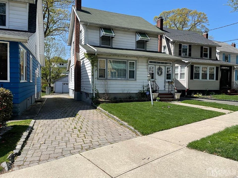 2nd image of 54 Mississippi Ave