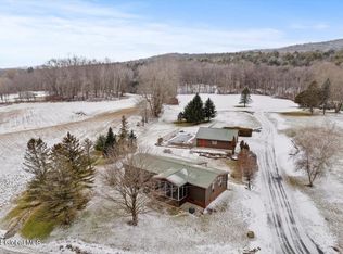 72 E Farmwood Rd, Fort Ann, NY 12827