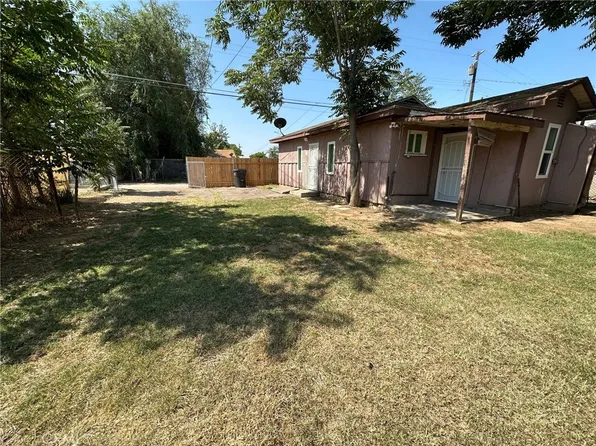 515 Crawford St, Bakersfield, CA 93305