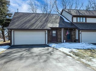 2895 W 4th St #2A, Appleton, WI 54914