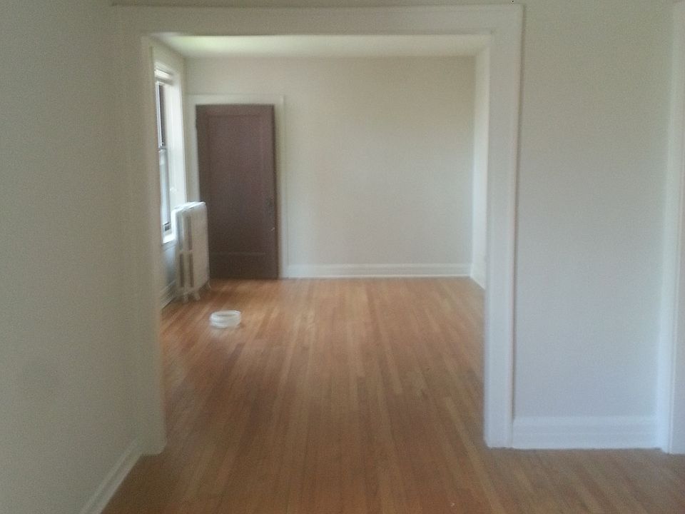 1st image of 6540 N Ashland Ave APT 3E