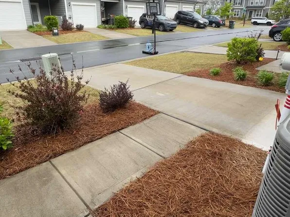 13031 Rover St, Charlotte, NC 28273