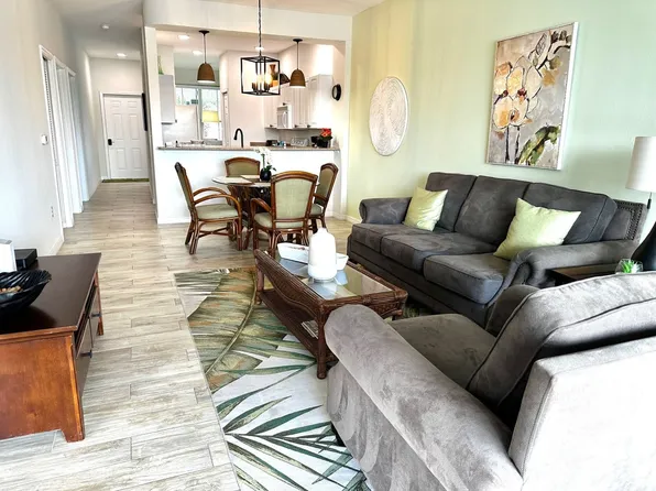 7895 Mahogany Run Ln, Naples, FL