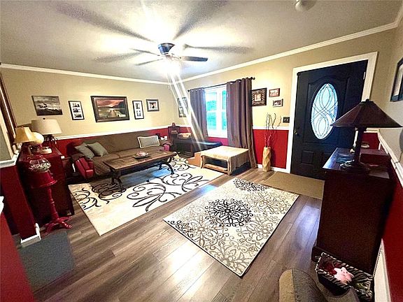 2nd image of 2210 Murdock Blvd