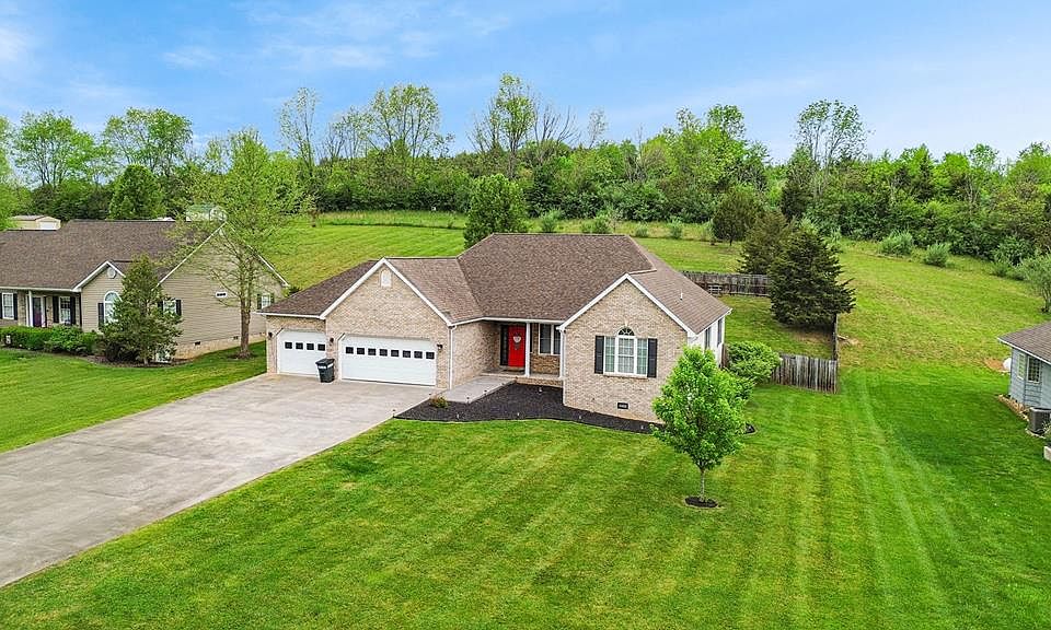 1st image of 546 Donald C Moore Dr