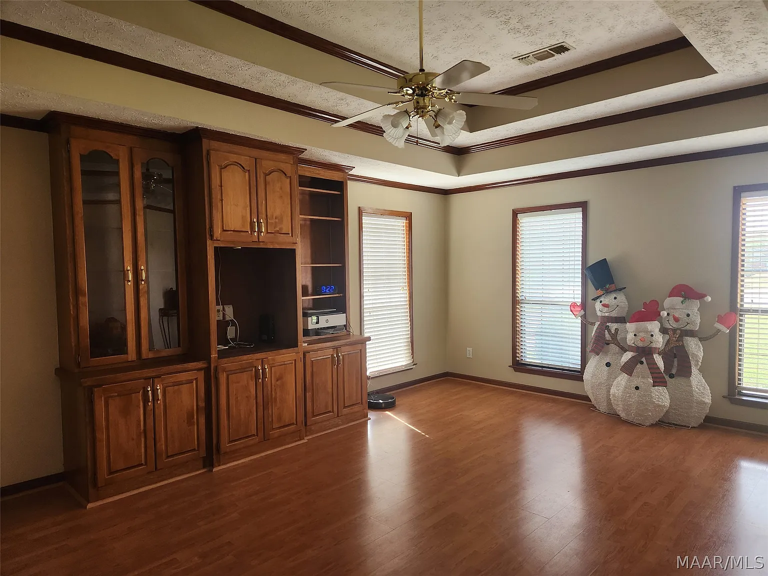 3 bed, 2.0 bath, 1540 sqft, $1,700 — Photo 2