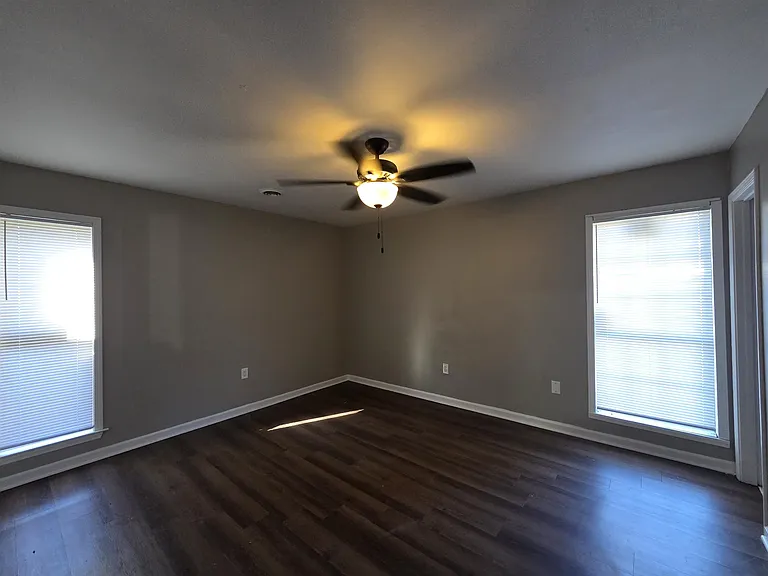 5787 Northland Dr — Photo 18
