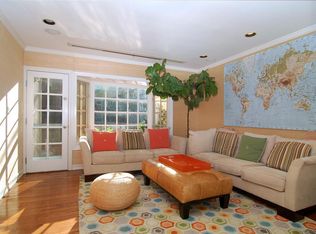 14336 Greenleaf St, Sherman Oaks, CA 91423