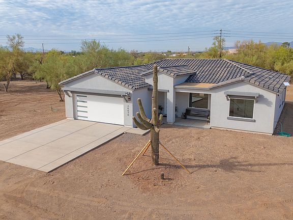 3rd image of 26670 N 155TH Avenue