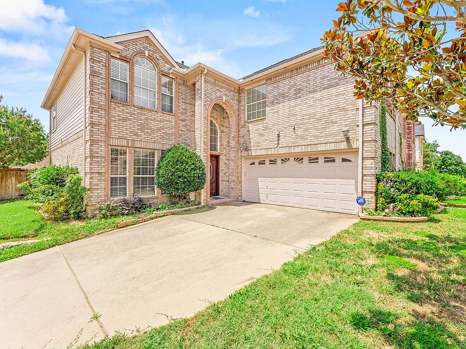1st image of 12928 Conifer Ln
