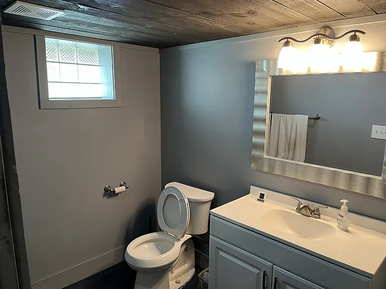 1343 Fry Ave — Photo 23