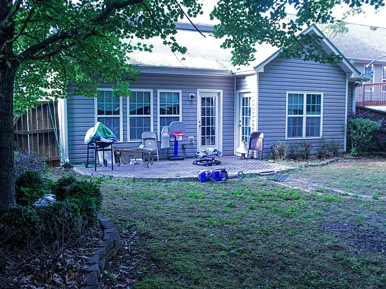 153 Hollinger Way — Photo 10