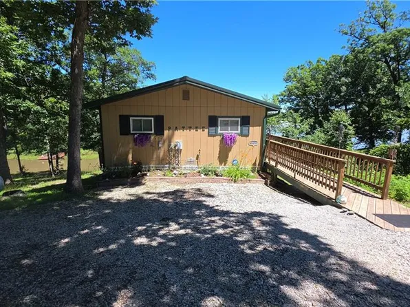 72504 W Leisure Lake Dr, Trenton, MO 64683