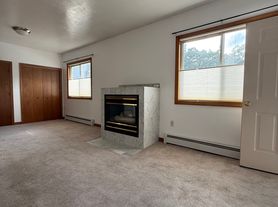 74 Lakewood St, Worcester, MA