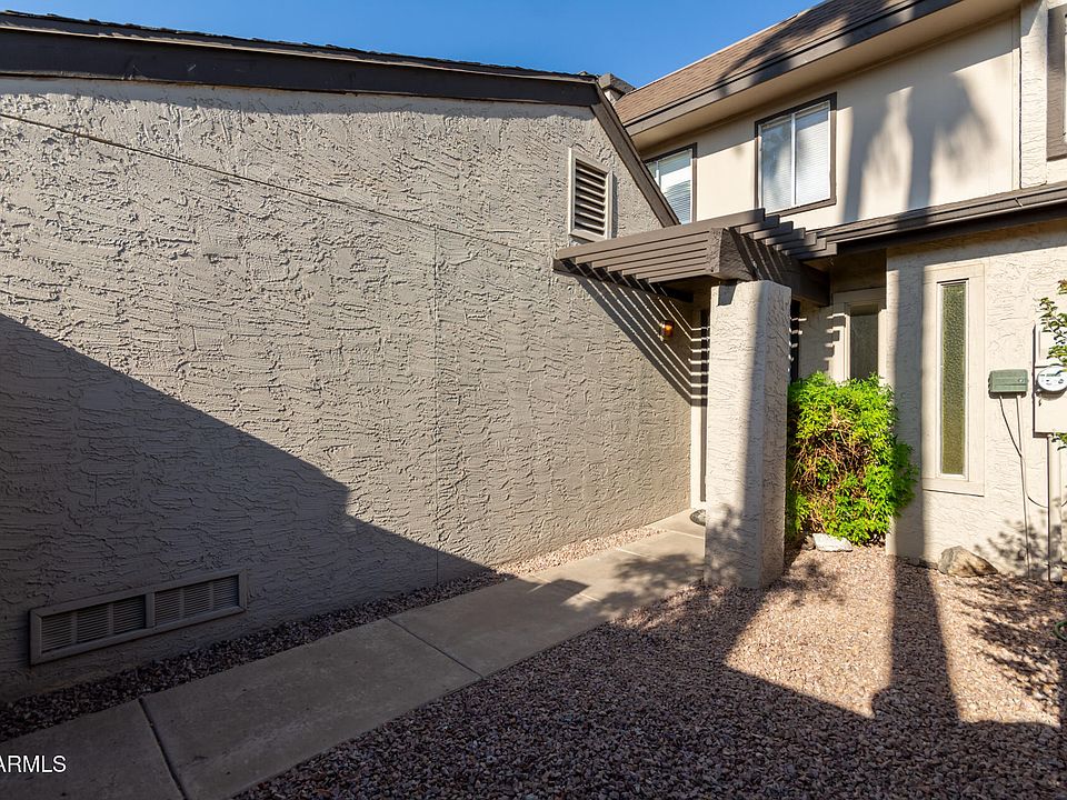 1st image of 2338 W LINDNER Avenue #11