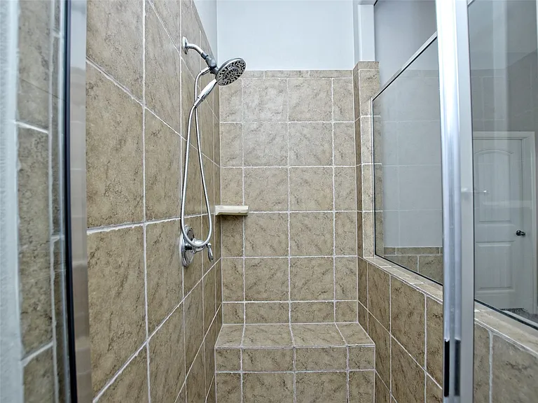 2508 Hilltop Divide Ln — Photo 19