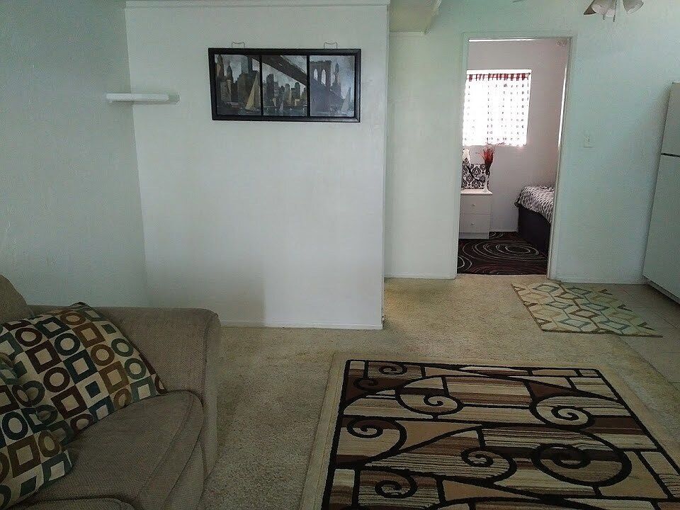 2nd image of 6129 Andalusia Ave