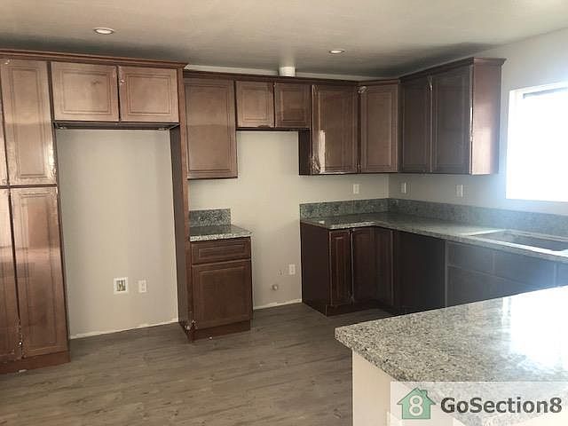 2nd image of 3432 S Budlong Ave