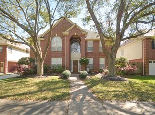 2105 Spinnaker Dr, League City, TX 77573