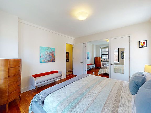 5th image of 220 W 71st St APT 82